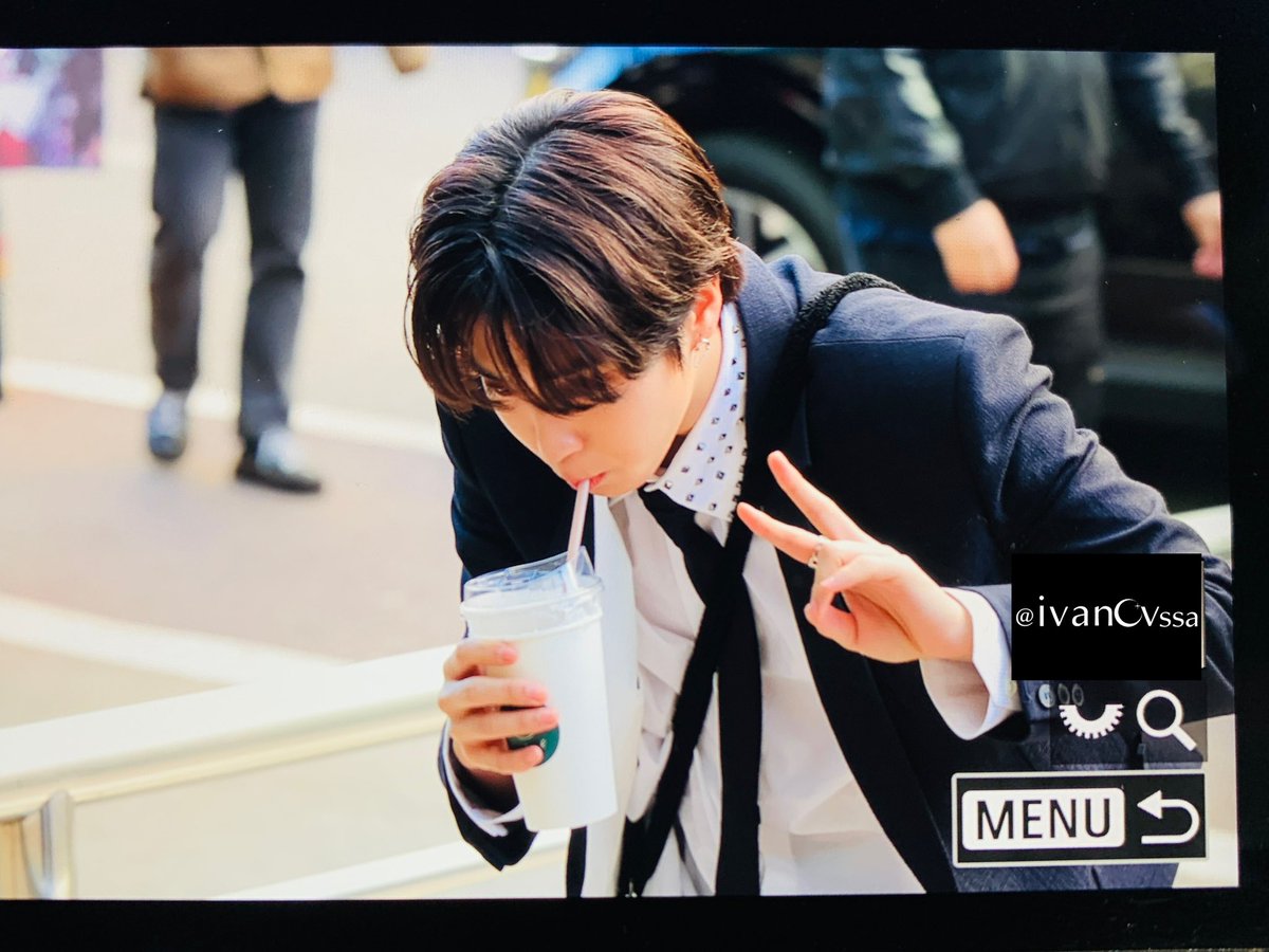 231110

#한 #한지성 #HAN #StrayKids 
#스트레이키즈