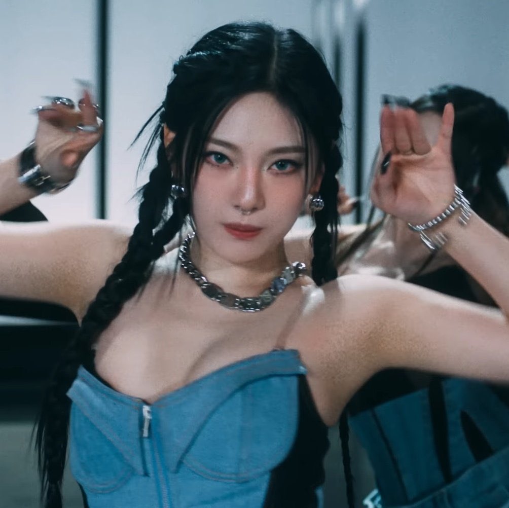 NINGNING NOSE PIERCING ⁉️⁉️⁉️