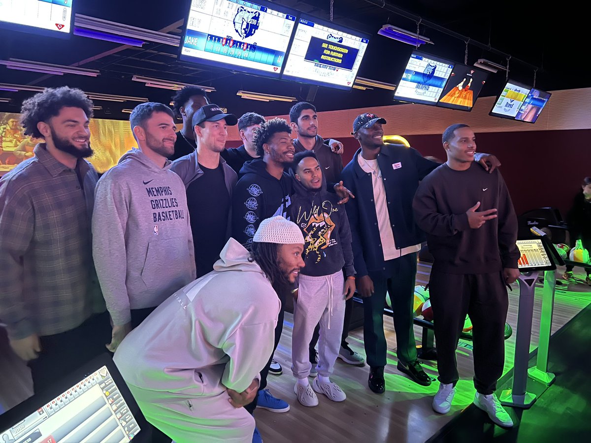Big thanks to everyone who came out to support my @YGC_Foundation tonight 🙏🏾 Ur donations help kids in need! Special thanks to my @memgrizz teammates & staff who came to support. Means a lot to me. & to @BowleroBowl in Bartlett for hosting us! Thx to Bill Wilk for a great job!