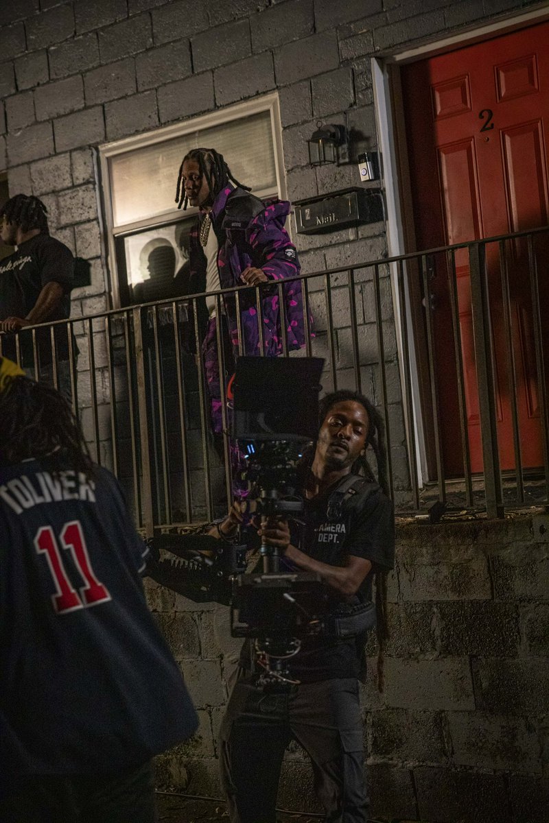 hilarryous_f's tweet photo. S/O to my brother JB “BIDDUHH” for always showing up! Had a class full of students shooting a video for an A list artist. 

Who else gone plug you in the game like that?! Salute to the team too! WE killed it! #ATLcrew #BIDDUHHWorks #Production https://t.co/81r6oDsuZc