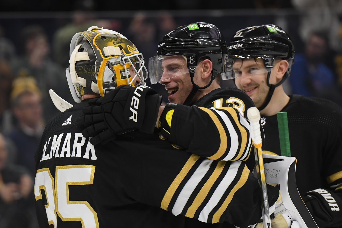 NHLBruins's tweet image. Let's recap @CharlieCoyle_3's Thursday night:

First career hat trick ✅
Career-high four points ✅
400th career point ✅
150th career goal ✅
250th career assist ✅
