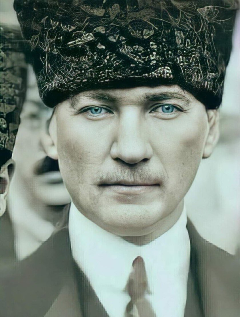 Nickimneydi12's tweet photo. #10Kasım ruhun sad cennet mekanın olsun ATAM rahmet minnet ve dua ile....... https://t.co/Zw9Vjwz6B2