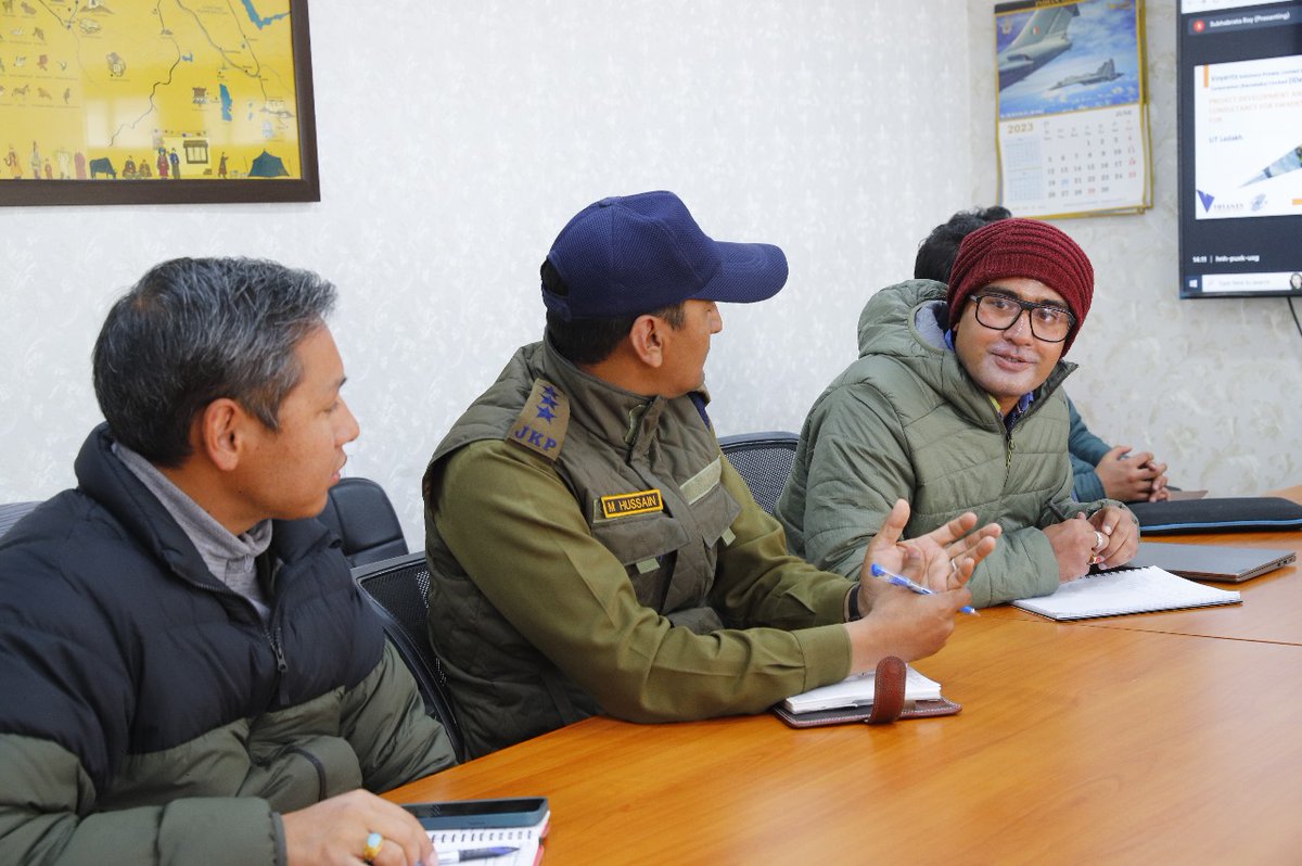 DC, Leh chaired a meeting of (DMC) under #SwadeshDarshan 2.0 to discuss the implementation of the scheme. Directed the agency to submit the iteration at the earliest so that the inputs of the #stakeholders can be submitted. @lg_ladakh @santoshsukhdeve