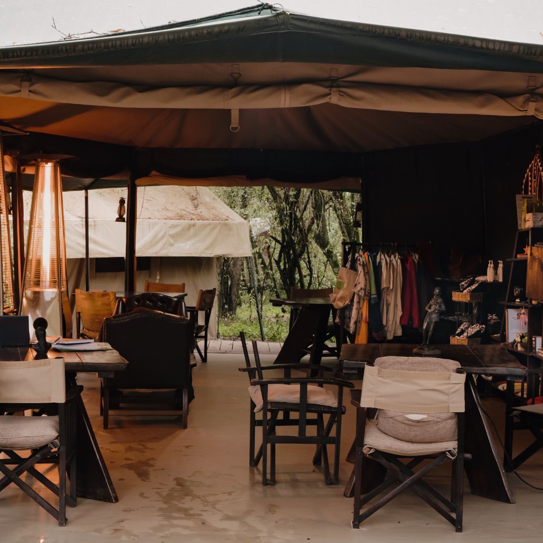 bush_wing's tweet photo. Make your stay at Soroi Mara Bush Camp extra special! Don't miss out on our unique Camp Shop filled with beautiful handmade creations by the local Maasai community. Each purchase directly supports these amazing artisans, helping sustain their craft and way of life. Plus, our eco- https://t.co/qklflrg691