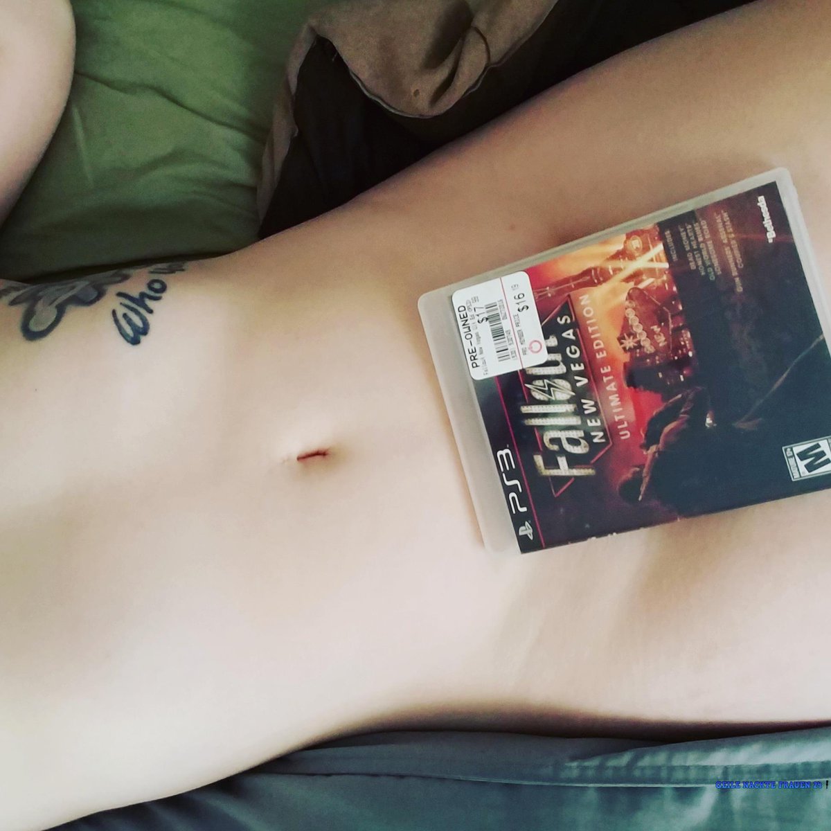 This Nerd Woman will make you cumm  💦💦
#bustynerdygirls