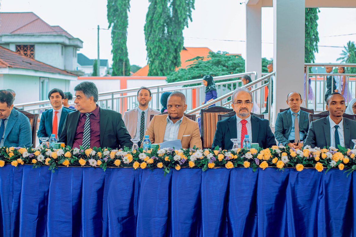 RobhinEdson's tweet photo. Corporate event pictures.
In frame @MwanaFA at Feza Schools graduation 

Yours truly @PixelsProFilms https://t.co/At3Ug5SRco