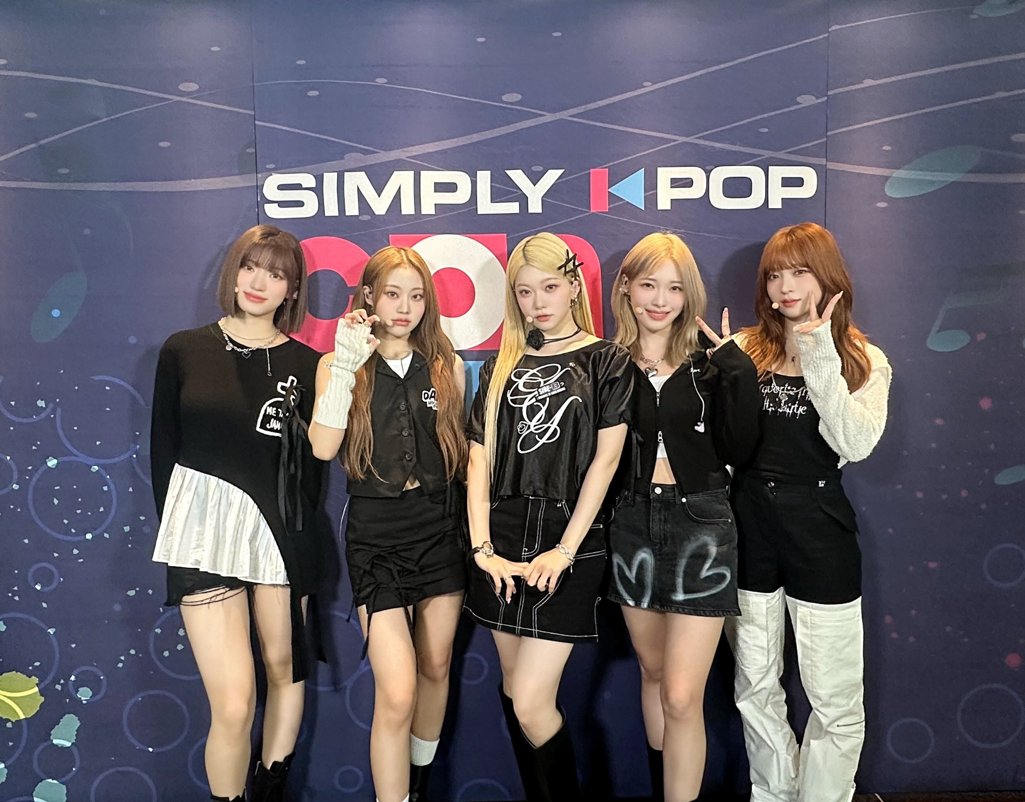 F-jTaQebUAAniIr?format=jpg&name=large