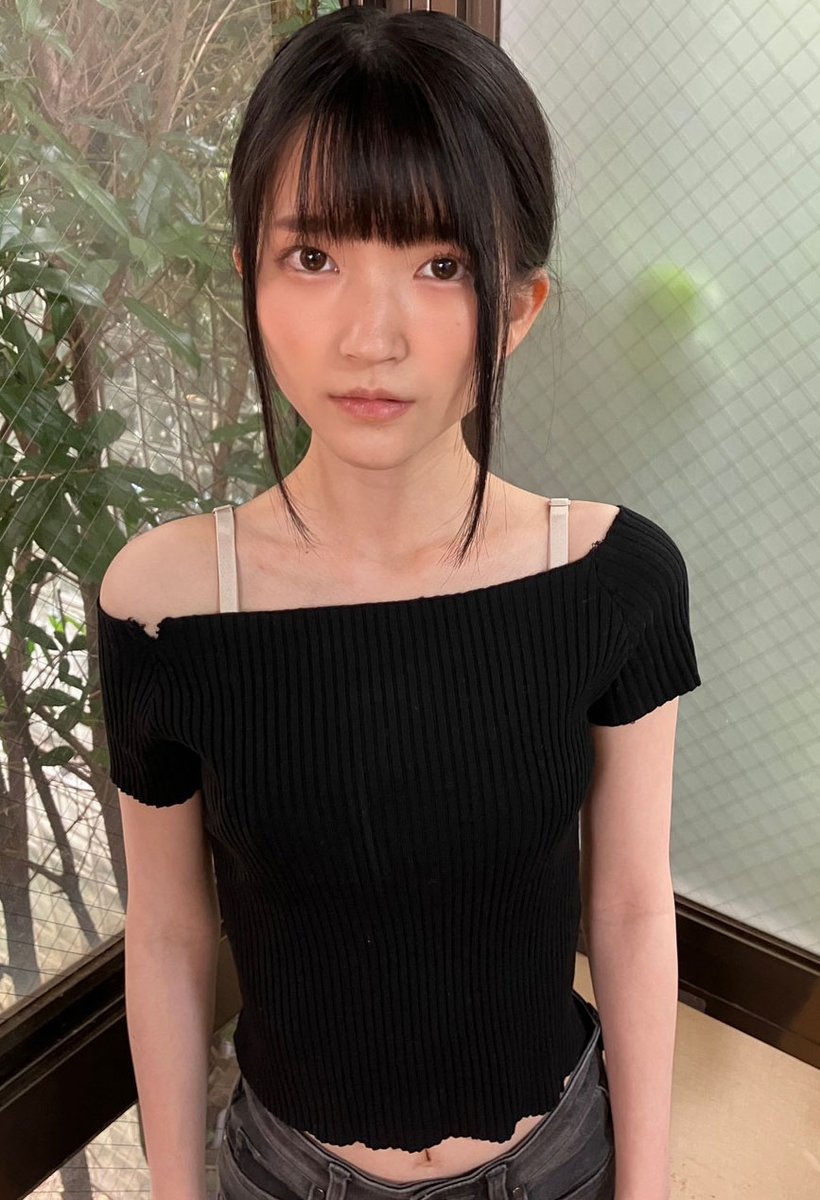 tongue_ryo's tweet photo. 新作アップです！黒髪キュート！華奢ボディ！https://t.co/3w1FFgycq2 https://t.co/7vlEjZRi0h
