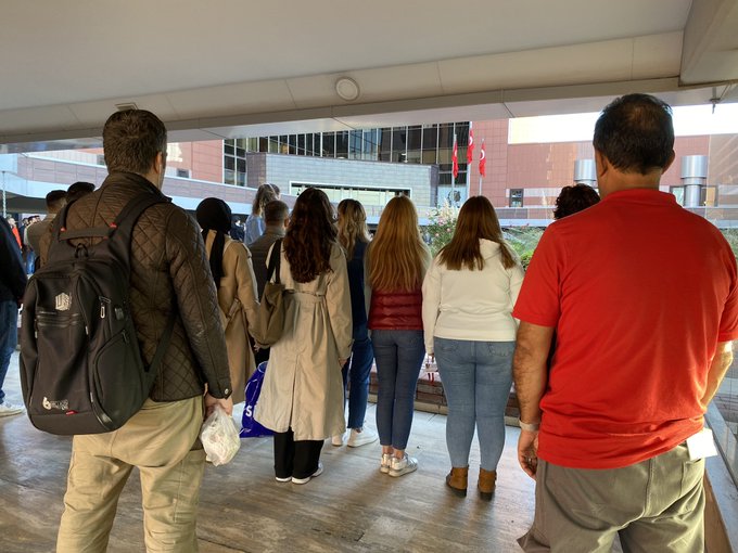 bizde saat 9&rsquo;u 5 ge&ccedil;e hayat durdu  saygıyla anıyoruz atam https://t.co/YUPMDaWjho<a href="/tag/yeniprofilresmi"class="tags"><span>#yeniprofilresmi</span></a>