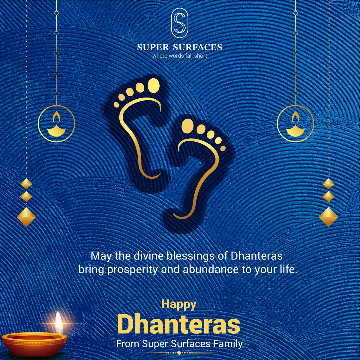 _DesignUnity's tweet photo. May the auspicious occasion of #Dhanteras bring prosperity and elegance to your home! Transform your space with our exquisite #wall #textures, adding a touch of opulence to your #festivities. ✨

Texture used in the image: Pietra Vissuta

#wallfinishes  #luxurywallfinishes https://t.co/Bd9PVxCgus