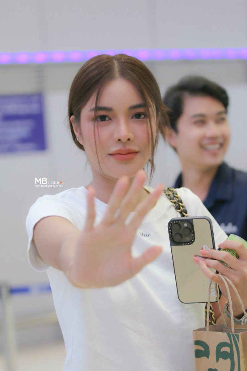 BabeMeen's tweet photo. บ๊ายบายดอนเมือง ภูเก็ตทักครัช 🦭👸

#อุ้มทวีพร #Aoomtwp #มีนเบ้บ https://t.co/yq4qcj5yFT