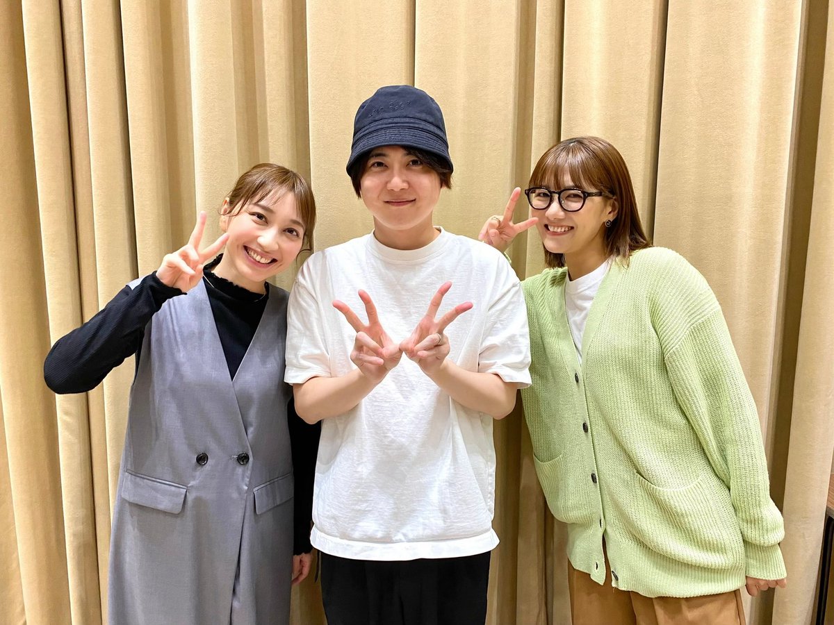 KAJI__OFFICIAL's tweet image. 本日20時05分から #梶裕貴のラジオ劇場  放送🗣️

本日のゲストは…

#ミュージカルスクールオブロック で共演した

#はいだしょうこ ちゃん！
#宮澤佐江 ちゃん！

フリートーク、盛り上がりすぎてます！笑
仲良し具合をお楽しみに🥳

リアルタイム配信はこちら⬇️
nhk.or.jp/radio/player/?…