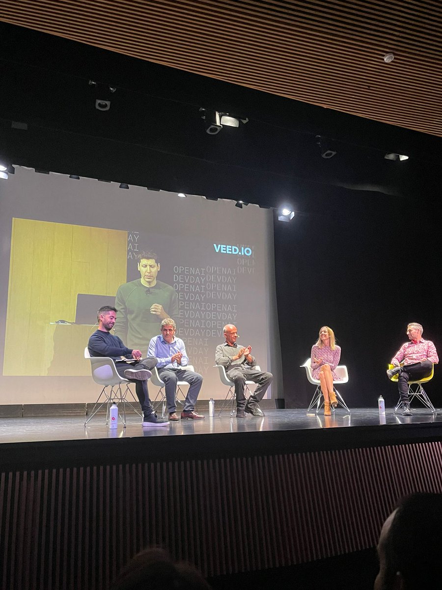 AdriannMorenoo's tweet photo. ¡Inmensamente agradecido por participar en la mesa de debate de Inteligencia Artificial en Ingenion, en Ibiza!
💡💬 Discutimos ideas innovadoras, soluciones creativas y el poder transformador de la tecnología en nuestra sociedad.
#Ingenion #Ingenion2023 #DebateTecnológico #TransformaciónDigital #InteligenciaArtificial #IA #Ibiza #SantaEularia @Santa_Eularia @ipatri @neobookings @IbizaToken