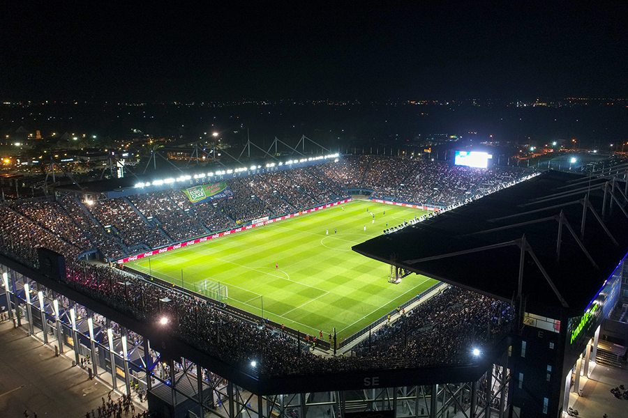 kkimbento's tweet photo. ได้โปรดย้ายมาจัดChang Arena จุได้ประมาณ32,600ที่นั่ง ของกิน+ที่พักรอบๆ เยอะมาก https://t.co/X6VT6xFCRR