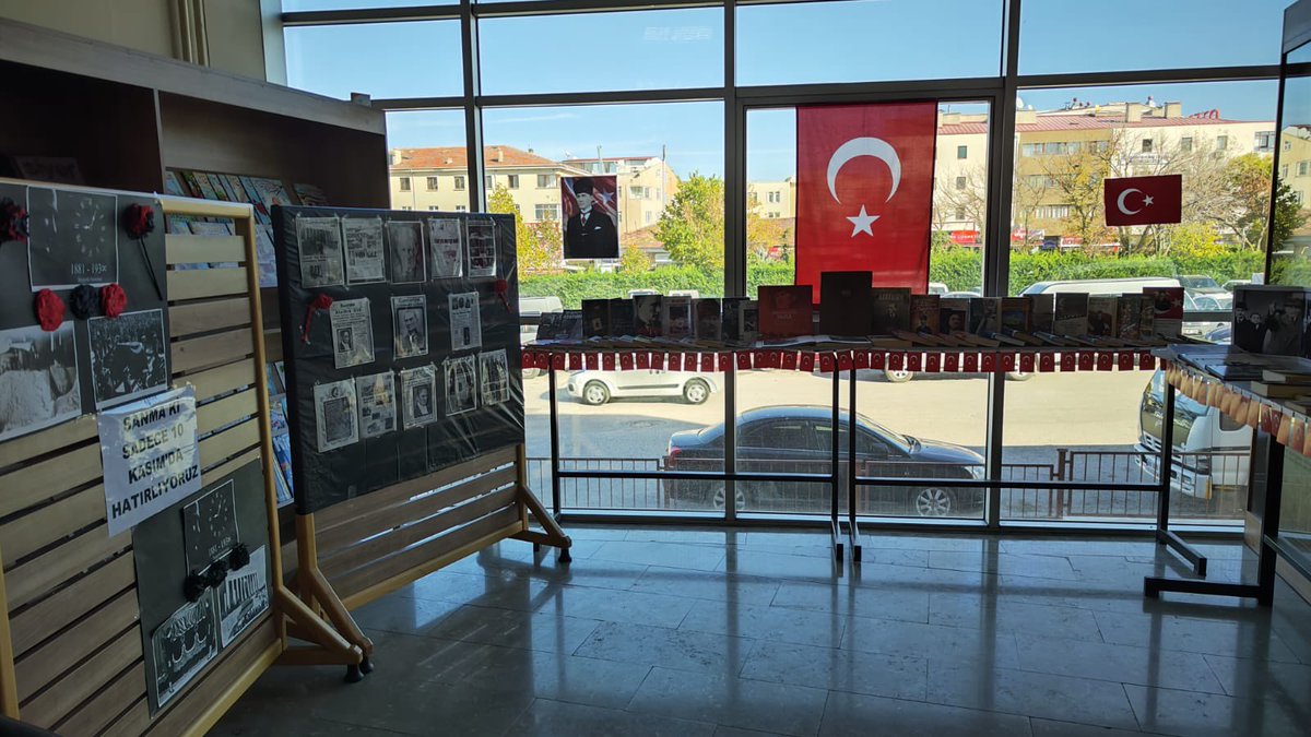 "Beni görmek demek, mutluka yüzümü görmek değildir. Benim fikirlerimi, benim duygularımı anlıyorsanız ve hissediyorsanız bu kafidir." Mustafa Kemal Atatürk
Türkiye Cumhuriyeti’nin kurucusu Ulu Önder Mustafa Kemal Atatürk'ü sevgi, saygı ve özlemle anıyoruz.

<a href="/TCKulturTurizm/">T.C. Kültür ve Turizm Bakanlığı</a>