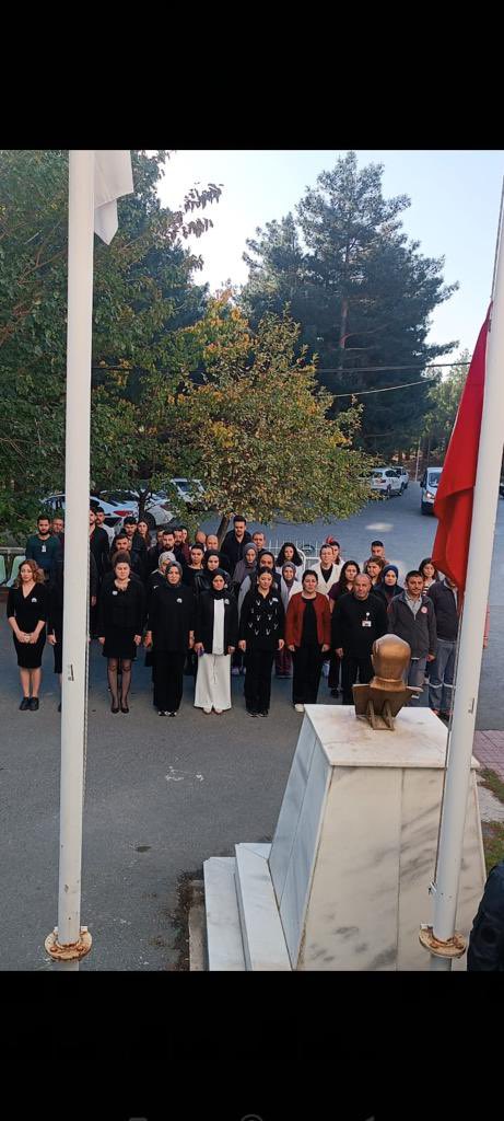 Pozanti_Dev_Has's tweet photo. Sadece 10 Kasım’da değil,  sonsuza kadar Atatürk’e olan bağlılığımızı ve sevgimizi bir kez daha dile getiriyor, büyük önderimizi Özlem’le anıyoruz. https://t.co/NuWXGo8Xu6