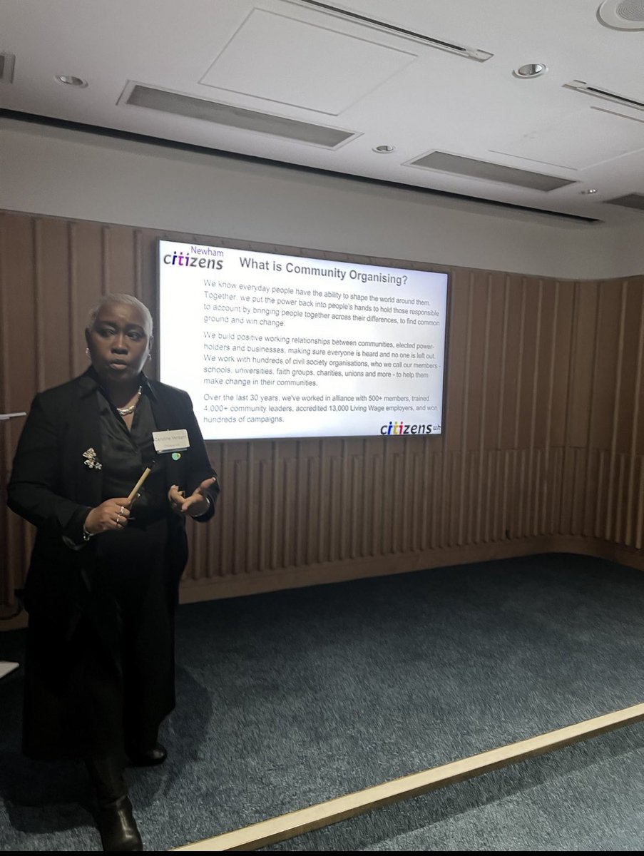NewhamCitizens's tweet photo. Great being with Businesses, private and public sectors at the #livingworksummit sharing with @Mathew_Sheehan1 on the importance of paying the #livingwage and how community organising is used as a way for companies to understand both their employees and the community. https://t.co/lu5fiRHVFH