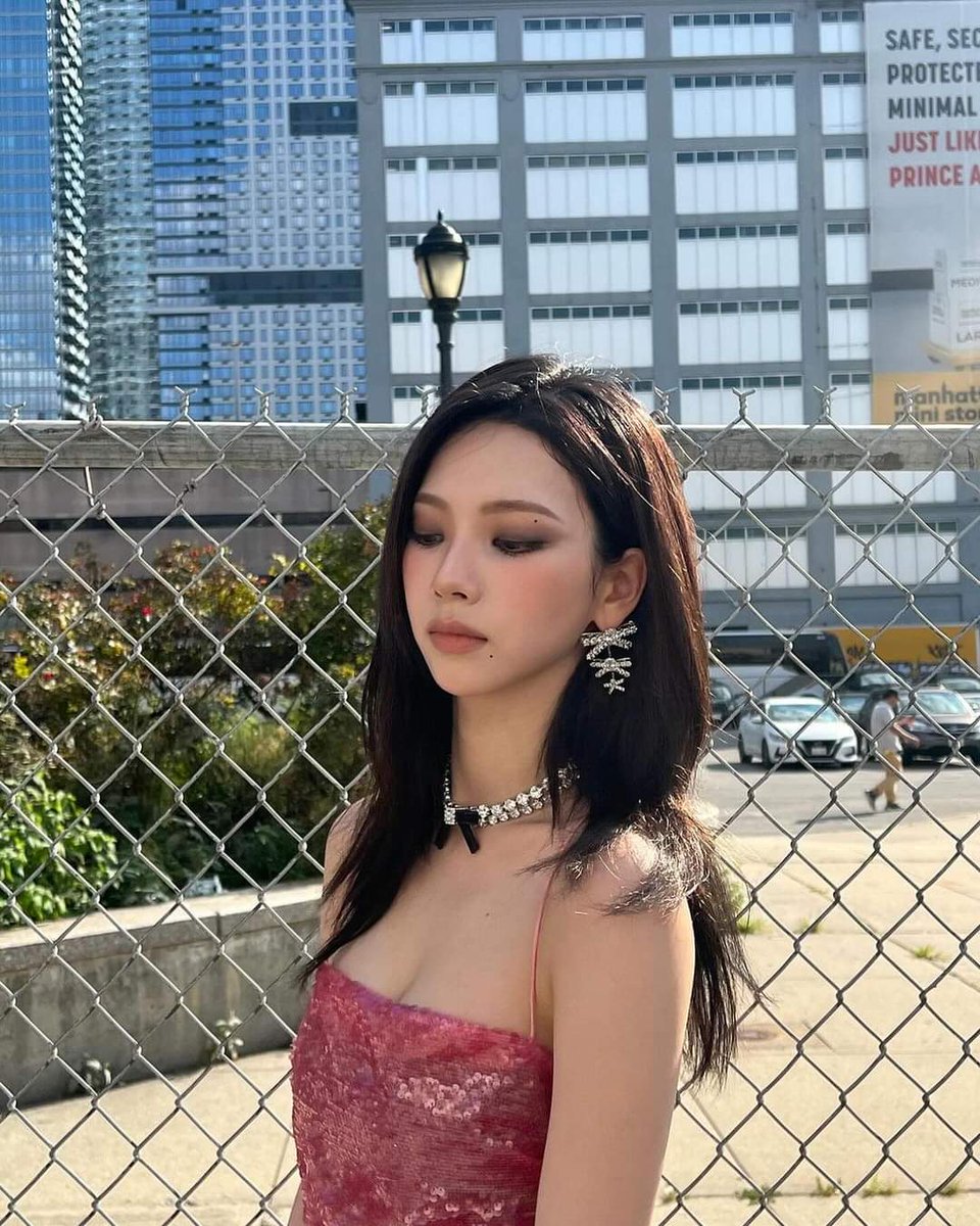 sunmi_lov's tweet photo. #강원 #아내 #아저씨혼잣말 #섹트

계정이 뭔가에 도달했다는 표시가 뜬다는데 내가 뭘 했나??
선정성,폭력성 이딴거 딱히 없었는데 https://t.co/Kxr8dLvFZ9