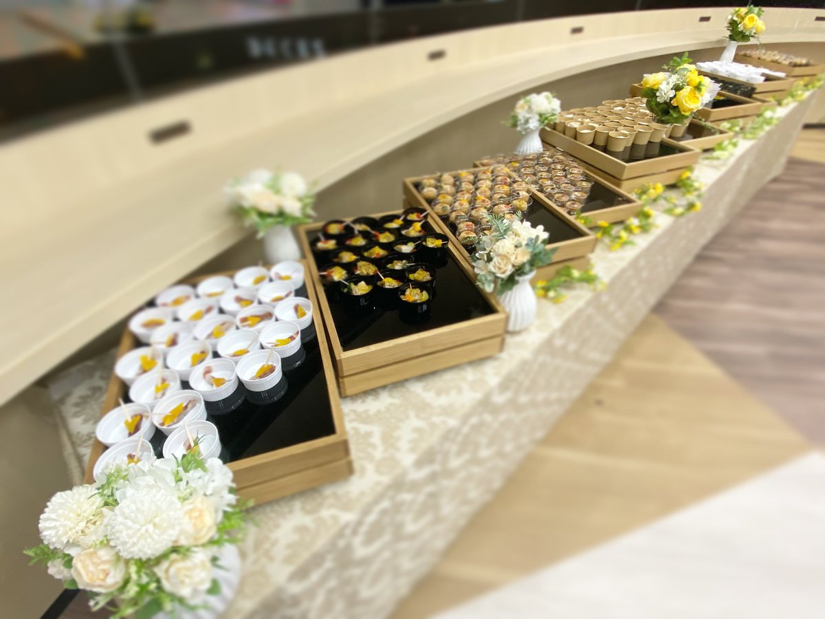 2ndTable's tweet image. 80名様のケータリングを施工させて頂きました✨
オシャレなオフィス、そして眺めも素敵な空間で、パーティーが華やかになりますね！！！

#2ndtable #ケータリング #ケータリングサービス #出張パーティー