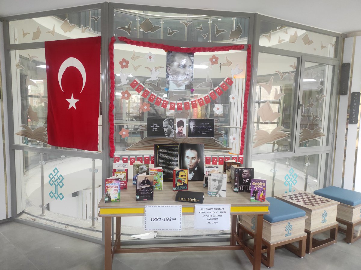 Ulu Önder Gazi Mustafa Kemal Atatürk'ü saygı ve rahmetle anıyoruz. 10 Kasım Atatürk'ü anma günü sergimize okuyucularımızı bekliyoruz..