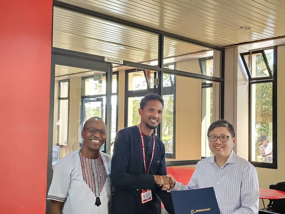 Received my Boeing Leadership Certificate from the Boeing Director of learning 🫡