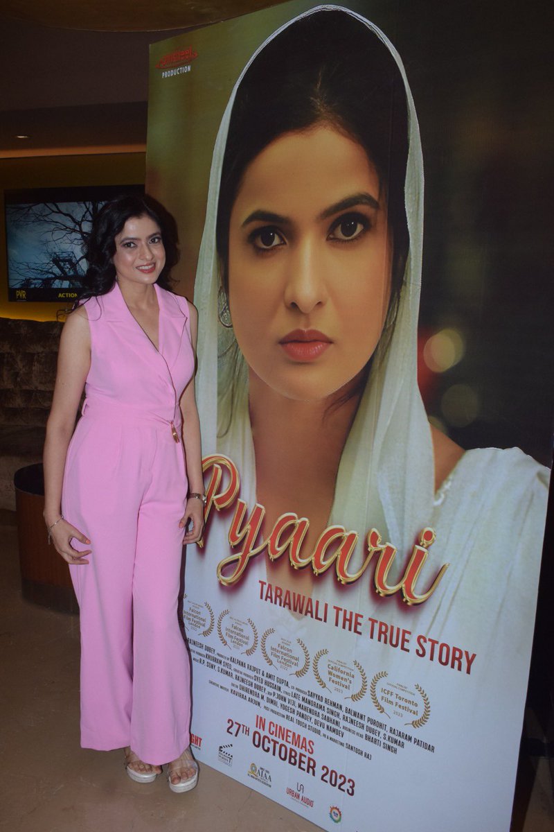 Dollyetomar's tweet photo. #HarNaariHaiPyaari #PTTTS
Film #PyaariTarawali holds the hands of success on 14   th Day.

Thanks to our beloved audience for showering your love.
Please support and show your love to true cinema and watch our film #PyaariTarawaliTheTrueStory in cinemas near you all over India. https://t.co/ugbkIsZndJ