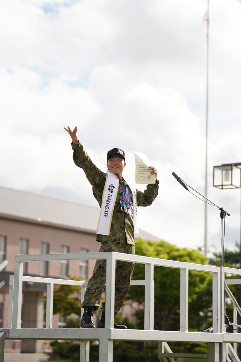 TakikawaCamp's tweet photo. 【成績優秀者紹介】
　白龍連隊　火力支援中隊　保岡３曹は、札幌市及び函館市でそれぞれ開催された「東日本ボディビル選手権ジュニアの部」において第２位、「ベストボディジャパン函館大会」においてグランプリの好成績を収め、駐屯地朝礼で成績優秀者として紹介されました。 https://t.co/Wh2FWRKjFk