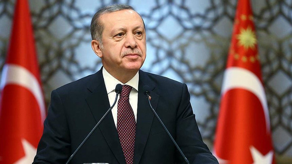Erdoğan: Anayasa Mahkemesi'nin kararına karşı Yargıtay da demiştir ki 'Sen yüksek mahkemeysen ben de yüksek mahkemeyim ve yüksek mahkeme olarak da şu anda sizinle ilgili bir yaptırımı ben de talep ediyorum'
birgun.net/haber/erdogan-…