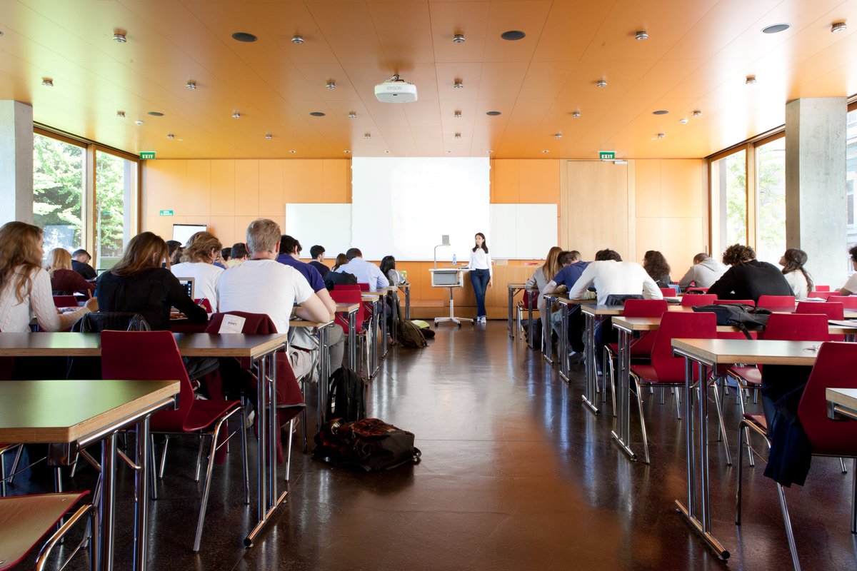 #USI #MasterMeetings🎓 I nostri #Master in #PublicManagement and #Policy, #InternationalTourism, #InvestorRelations and #FinancialCommunication 🏣👉 usi.ch/pmp 🧳👉 usi.ch/mt 📊👉usi.ch/esir