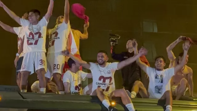 Mauriciossgr's tweet photo. MIEDO. En los días previos al partido de vuelta, algunos hinchas del rival afirmaron que @Universitario tenía miedo de jugar en matute. En realidad, era imposible creer que los jugadores de la U tuvieran temor a un estadio cuya partida de nacimiento fue un título para la U.  1/6 https://t.co/5I4cby84Og