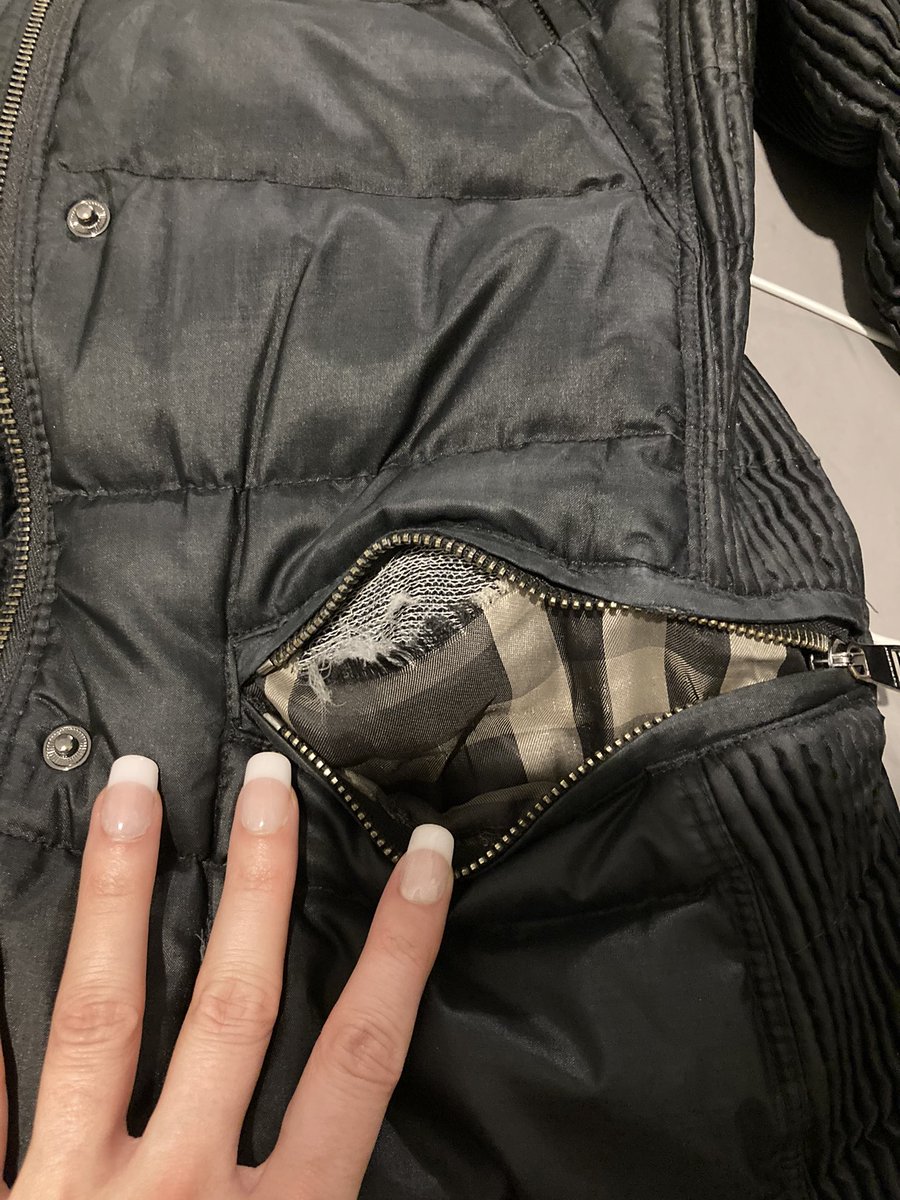 Charlie Esquér tweet media