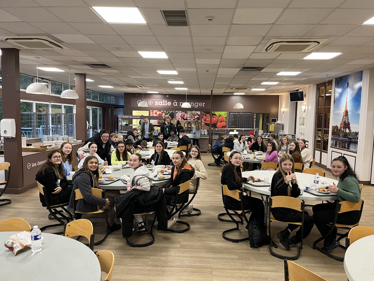 EccoMFL's tweet photo. The final breakfast 🥐 🇫🇷 What a trip it has been!! 😃 We’ve all had an amazing time but looking forward to getting home now 🚌 ⛴️ #EccoInParis2023 https://t.co/9eyH7F6KkJ