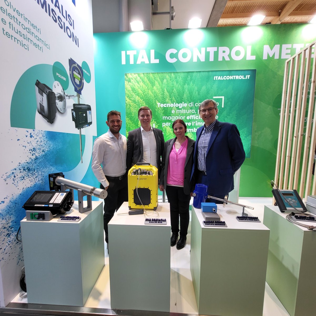 Gasmet_Tech's tweet photo. Fantastic collaboration brewing at Ecomondo in Rimini, Italy! Our team Mikko and Claudia had great time connecting with industry leading partners like Lab Service Analytica and ITAL CONTROL METERS. Exciting times ahead as we explore new horizons together!
#Partnership #Gasmet https://t.co/eqkKK67nut