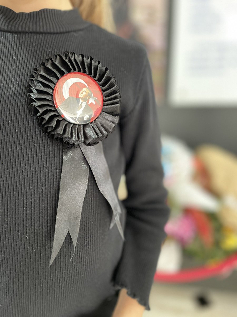 Senin yolunda, senin ışığında..🖤

<a href="/omerfarukozer/">ömer faruk özer</a> <a href="/isilkumyol/">Işıl Kumyol</a> <a href="/corlubk/">BK Çorlu Kampüsü</a>