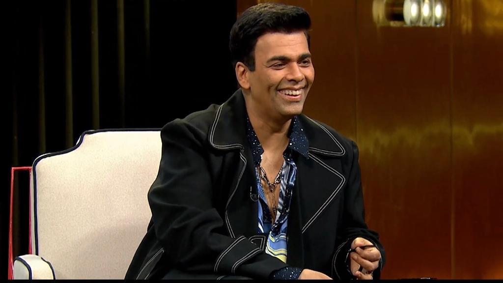 Sarcastic_srcsm's tweet photo. I just ended up watching the latest show of Koffee with Karan. Im so entertained from this . Sara and Ananya friendship is really very good. #Koffee_With_Karan https://t.co/4SJLnNvEXE