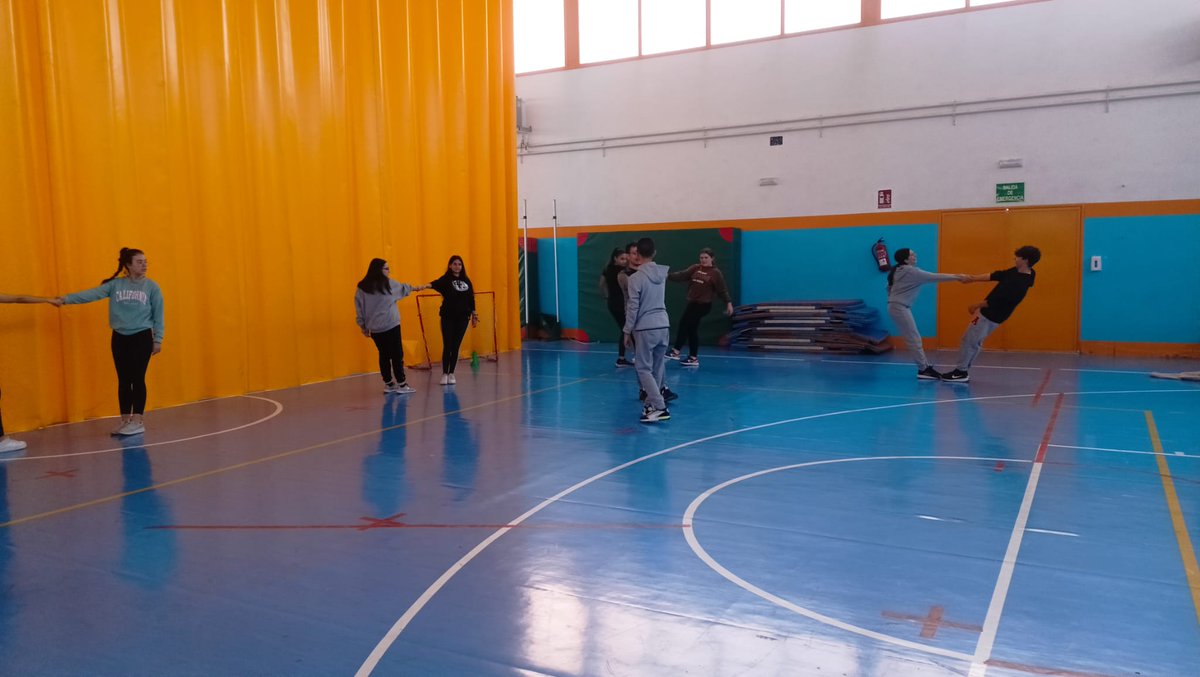 IES Francisco Nieva tweet media