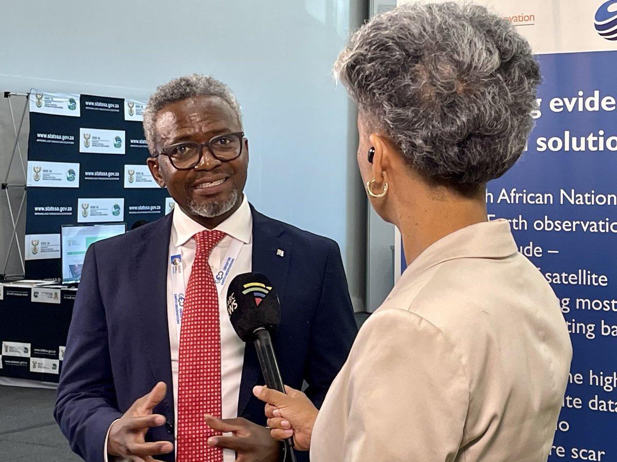 SANSA is the new signatory of the Space for Climate Observatory an international initiative to make best use of satellite data for climate action. #sabcnews spoke to Humbulani Mudau, CEO SANSA 
#TheEarthTalks
