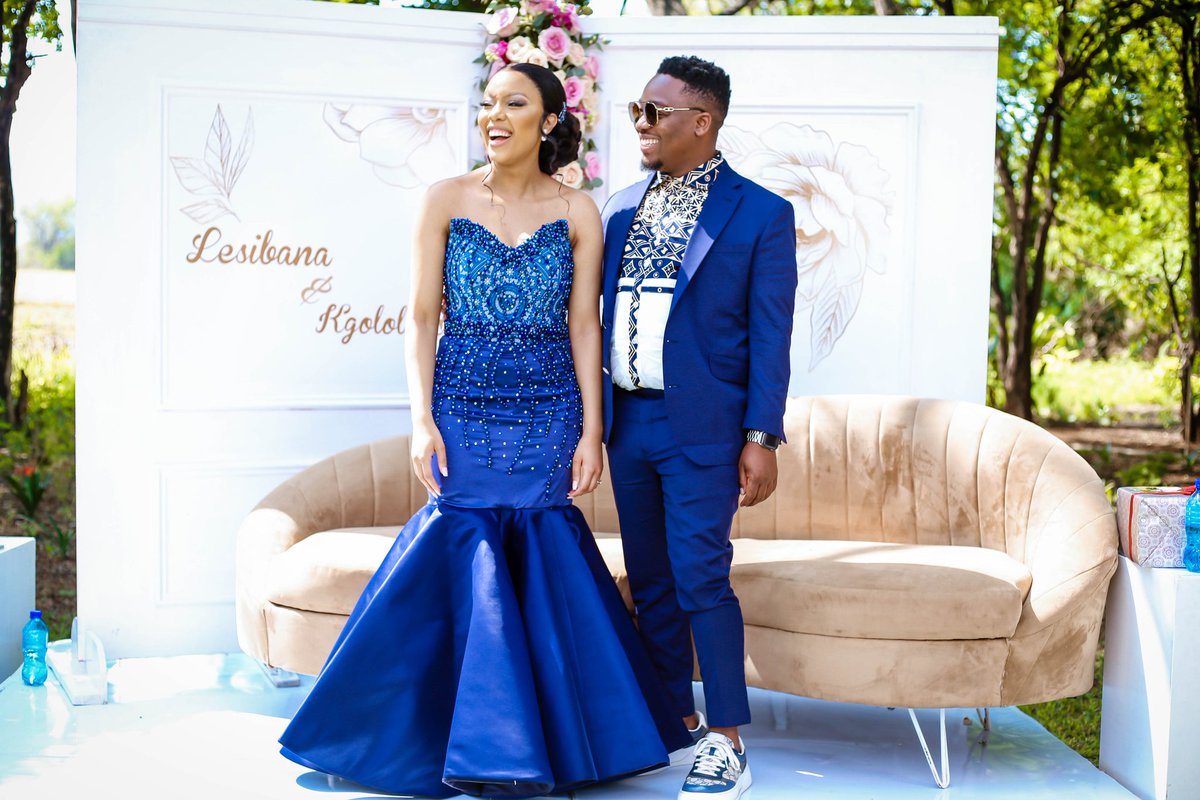 2000Lifestyle's tweet photo. Natural Light Wedding photography

We're available for bookings
0672434054

#ceilingchallenge Mihlali Musa Keys #AKAFridays https://t.co/Zmt8OxRqyo