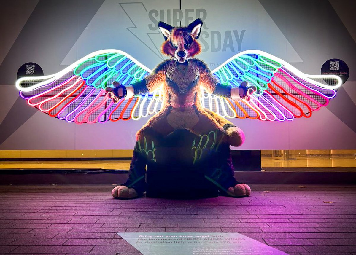 Dunno If he came from above or below, but he's here for you... Are you ready? 😈🦊😇

If you've been good this #FursuitFriday  maybe the BigFox will take you to heaven and back 😏
