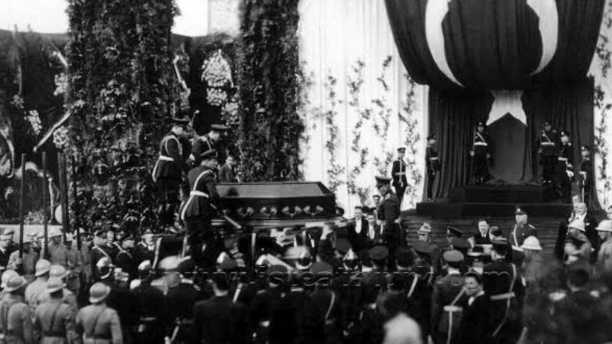 Cumhuriyetimizin banisi Gazi Mustafa Kemal Atatürk'ü ebediyete irtihalinin 85. yıl dönümünde rahmet ve minnetle yâd ediyorum.
                              Sadık YAKUT