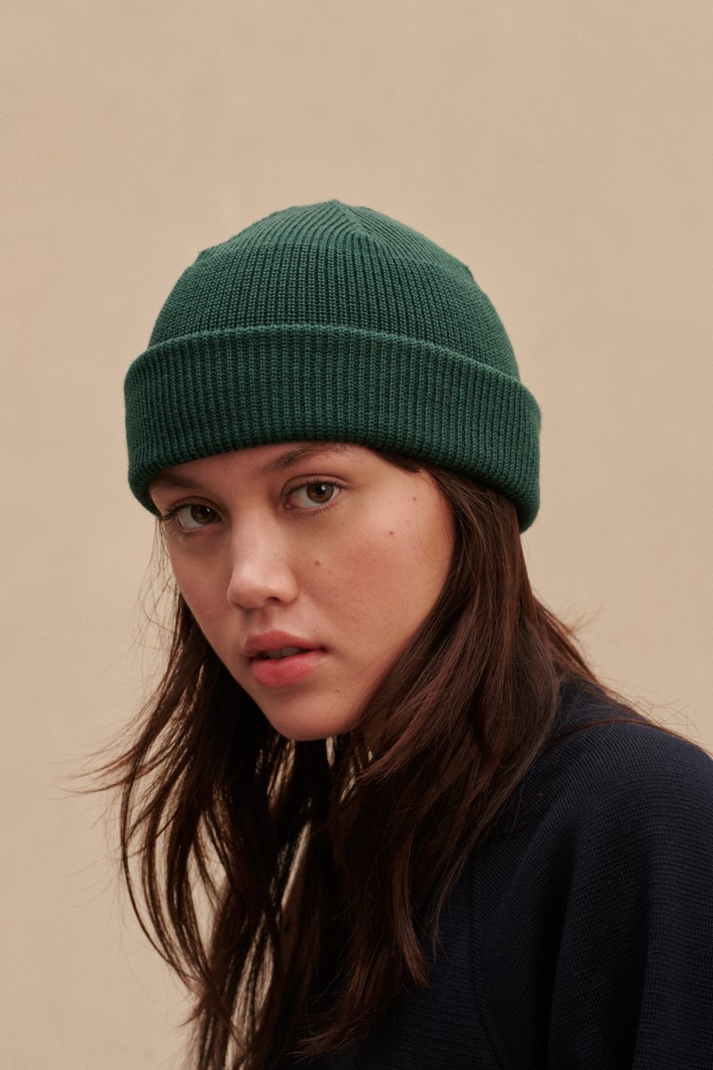 Le_Minor_FR's tweet image. 🇬🇧 Le Minor has teamed up with @OiPolloi to create an exclusive collection, seamlessly merging the expertise of Breton knitwear with the casual sportswear spirit intrinsic to the Manchester shop.