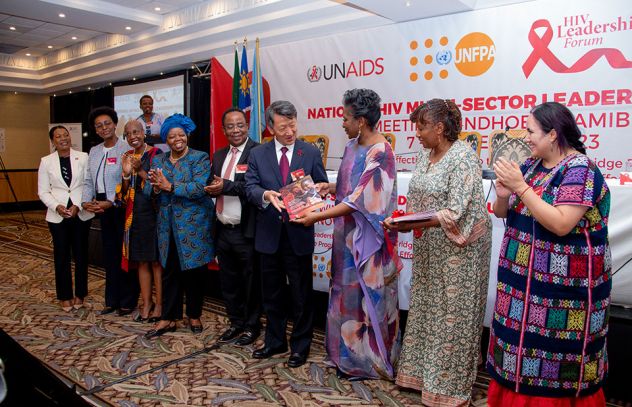 Government leaders reaffirm their commitment to accelerate HIV prevention efforts to reduce new #HIV infections.
With just 2 years left to attain the 2025 HIV prevention target of &lt;370 000 new annual HIV infections, the world is not on track.

Read more: bit.ly/3u7rDiz
