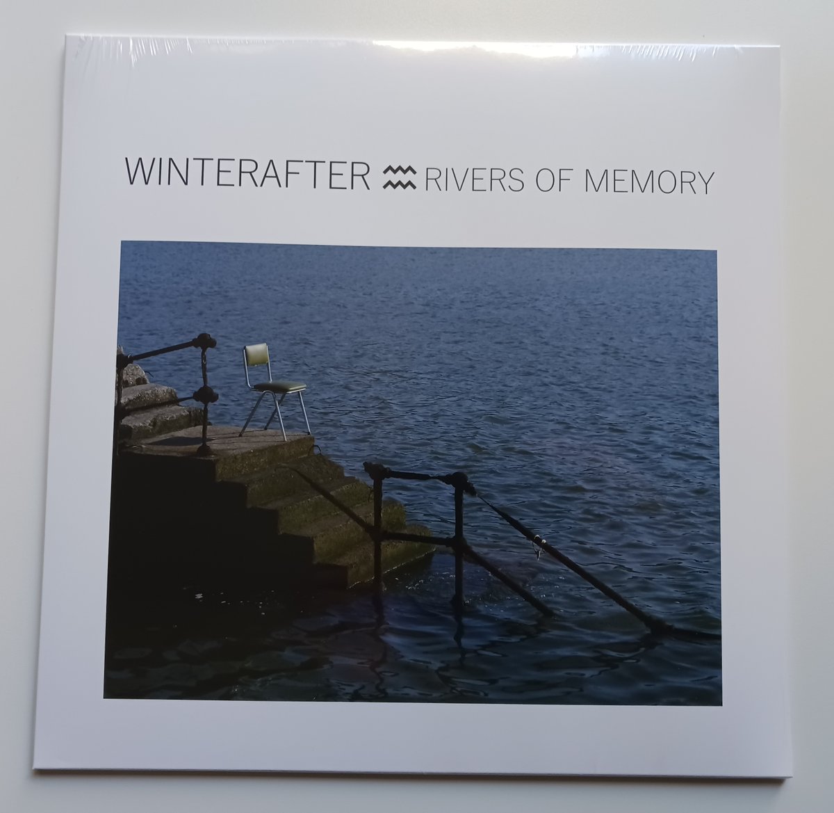 HankyPankyRecs's tweet photo. ¡¡Hoy es el día!! Se publica el debut de WINTERAFTER, en todas las plataformas digitales y en una edición limitada (250 copias) en vinilo 👉 https://t.co/5wYUbC5qW4
Además, gira presentación nov./dic. junto a Santi Campos.
#winterafter #janglepop #folkrock https://t.co/ut1wNPdhTy