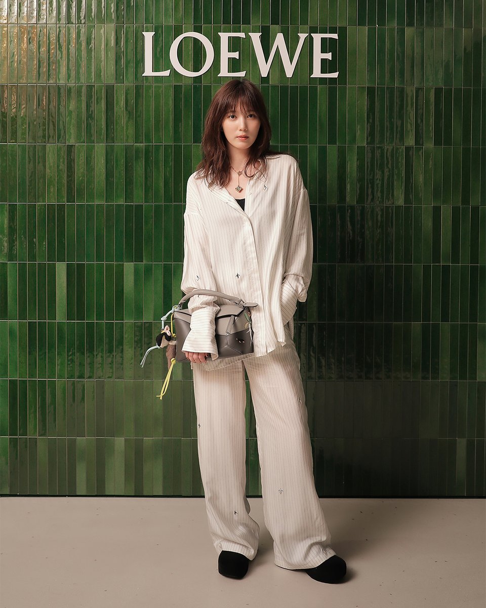 本田翼着用　Loewe クロコ型押し　ペニーローファー　2way 22.5 本田翼着用 Loewe クロコ型押し ペニーローファー 2way 22.5