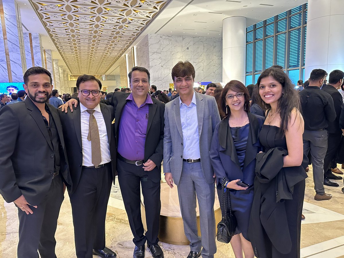 sharmaji10x's tweet photo. Celebrating #50yearsofjmfinancial 🎊 https://t.co/v4jsDvH3Uh