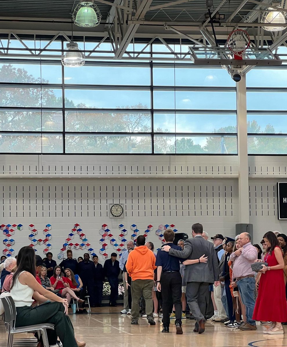 Yesterday, Homewood Middle School held its Veterans Day program to not only educate students on the importance of the observance of Veterans Day but also honor Veterans in our community and those who have come before us, giving the ultimate sacrifice for our freedom.