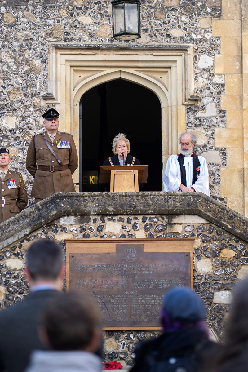 hantsconnect's tweet photo. This morning we held an Act of Remembrance outside The Great Hall in Winchester. County Council Chairman, Councillor Patricia Stallard, laid a wreath to commemorate all those who have fallen in conflict, and to demonstrate our support for Hampshire’s Armed Forces. https://t.co/m9DcCO4BlX