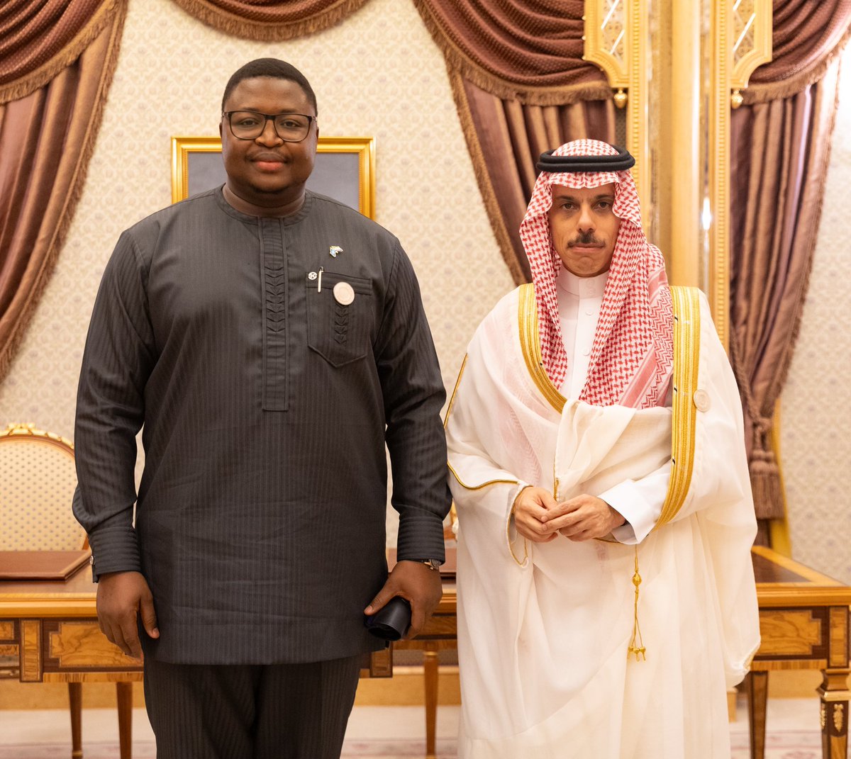 #Riyadh | Foreign Minister HH Prince @FaisalbinFarhan meets with the ...