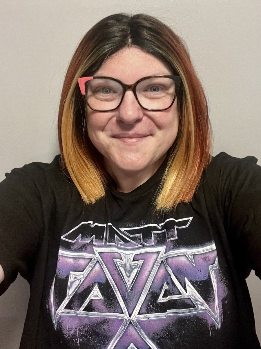 Treatment 12 - today is the day! If the scan is clear this is the final treatment and I will officially be in remission. I am going in wearing @MattTaven for good luck 💜 Thank you all for your support and love over these past 15 months.
#SupportMe #MetastaticMelanoma #Melanoma