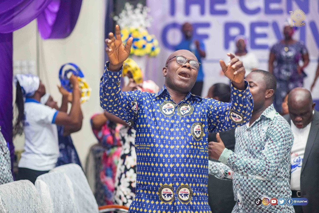 copalwc's tweet photo. Enjoy some beautiful scenes from yesterday's service with our Area Head, Apostle Isaac Tetteh Juddah.

🙏🔥🕊

#WeAre10
#CentreOfRevival
#CelebratingADecadeOfGodsFaithfulness https://t.co/BGaBz0yUWv